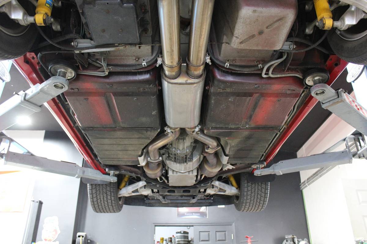 Chevrolet-corvette-zr1-1990-red-19
