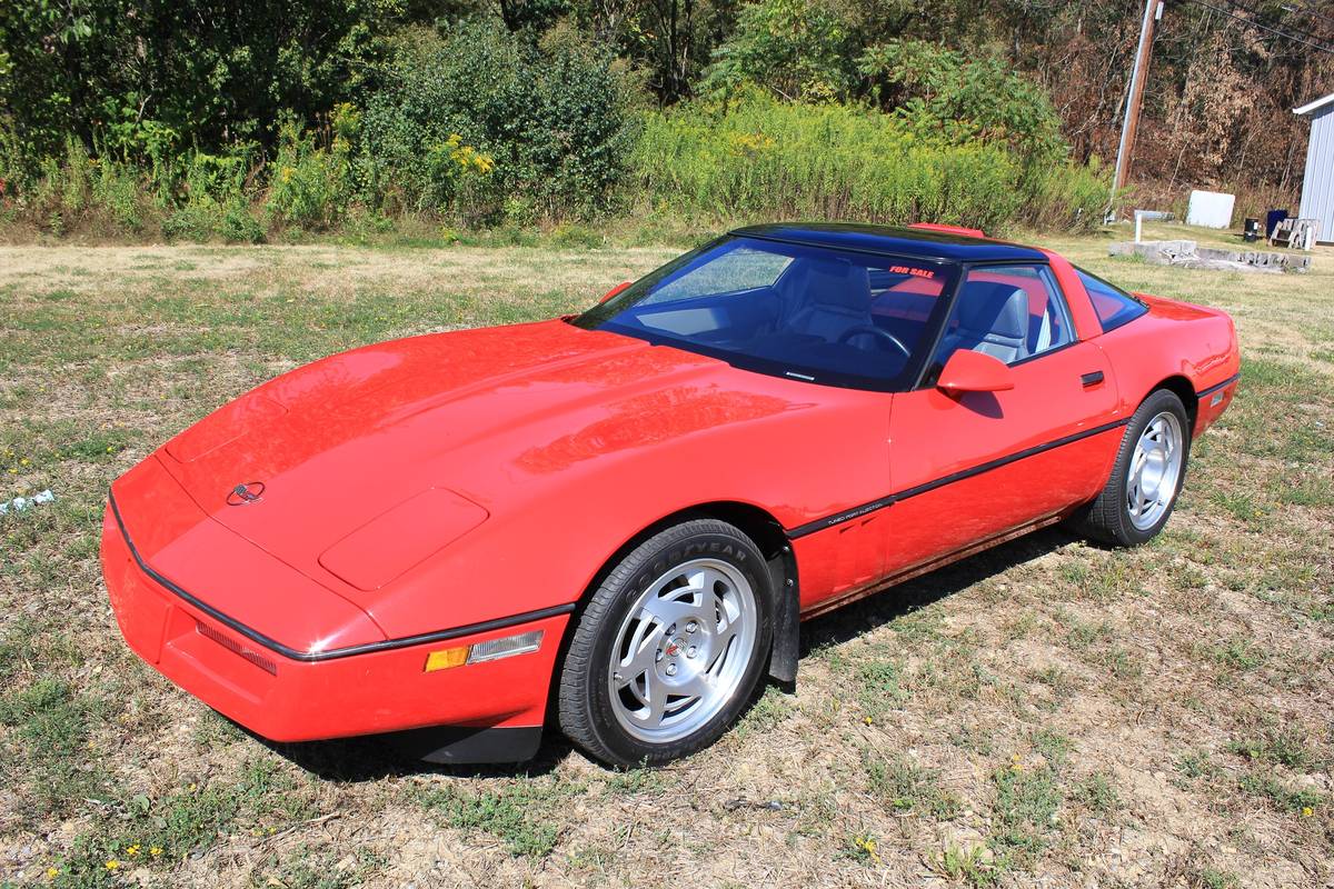 Chevrolet-corvette-zr1-1990-red