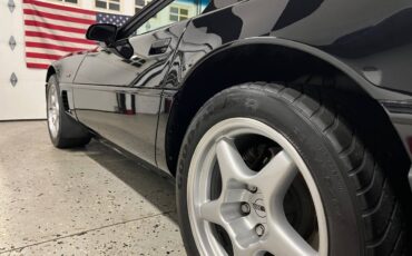 Chevrolet-corvette-zr1-1995-black-16