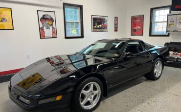 Chevrolet-corvette-zr1-1995-black-3