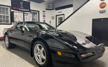 Chevrolet-corvette-zr1-1995-black-4