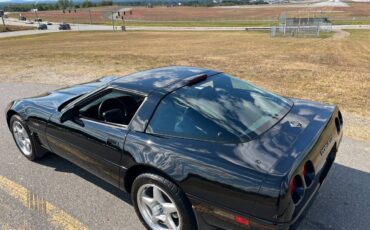 Chevrolet-corvette-zr1-1995-black-5