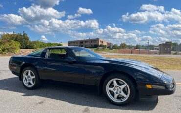 Chevrolet-corvette-zr1-1995-black-6