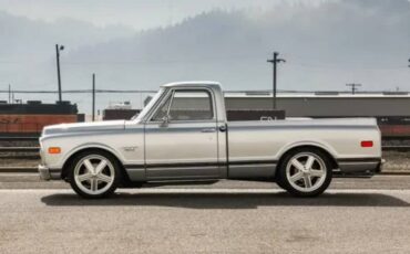 Chevrolet-cst10-1969-silver