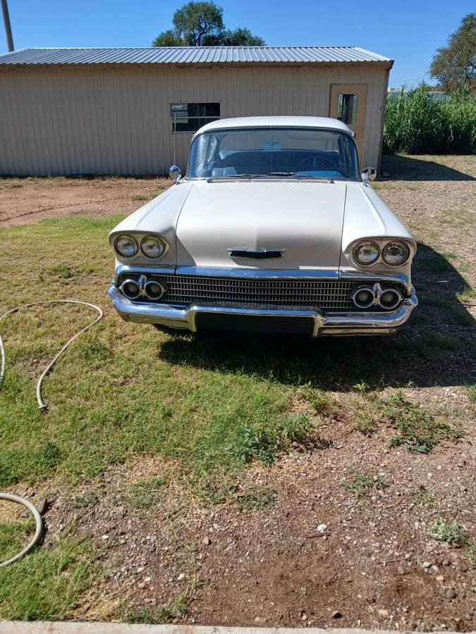 Chevrolet-delray-1958-white-4