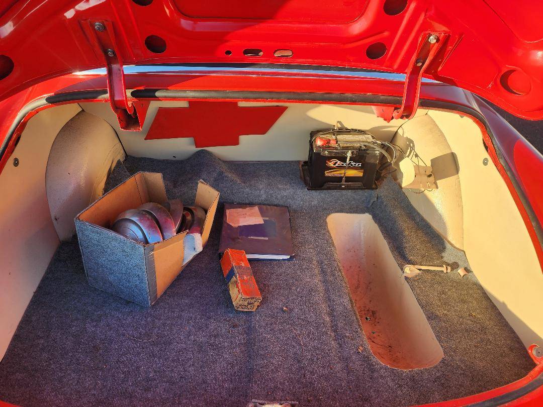 Chevrolet-deluxe-1951-red-11