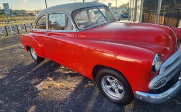 Chevrolet-deluxe-1951-red-9
