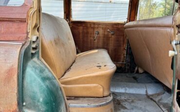 Chevrolet-deluxe-tin-woody-station-wagon-1952-green-7