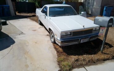 Chevrolet-el-camino-12-ton-1983-white-2