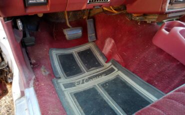 Chevrolet-el-camino-12-ton-1983-white-8