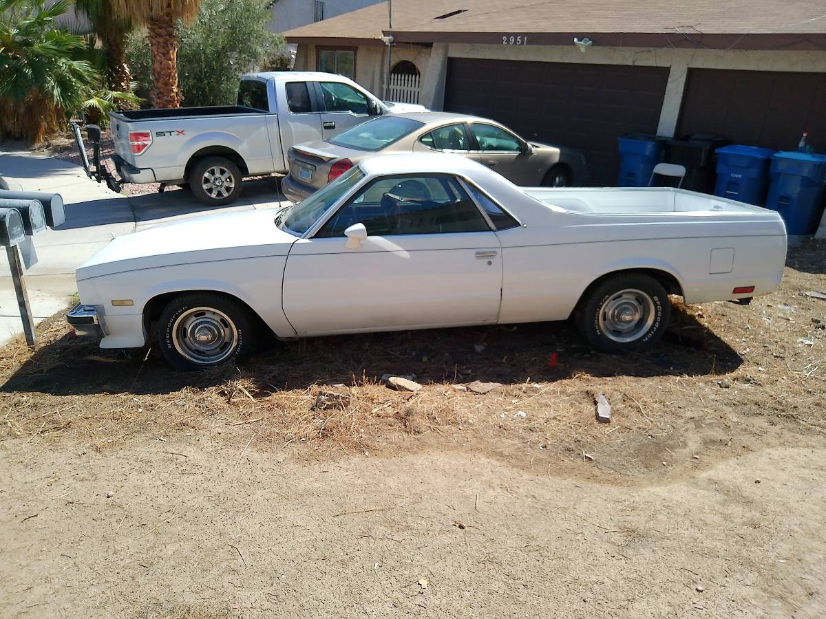 Chevrolet-el-camino-12-ton-1983-white
