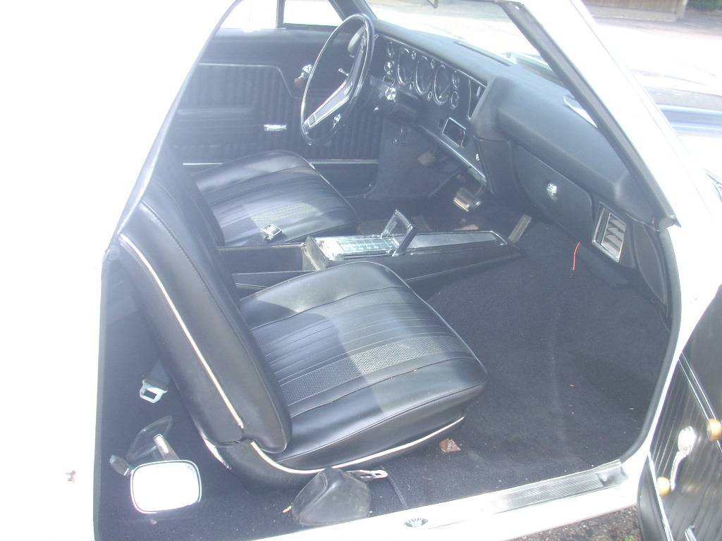 Chevrolet-el-camino-1970-white-22