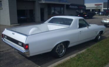 Chevrolet-el-camino-1970-white-7