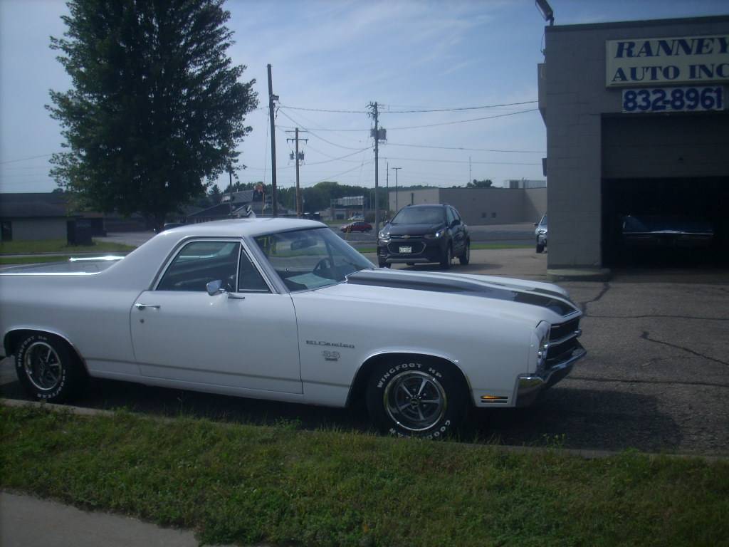 Chevrolet-el-camino-1970-white