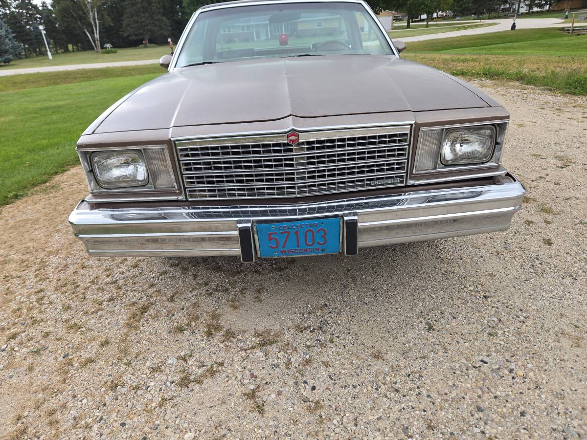 Chevrolet-el-camino-1978-brown-1