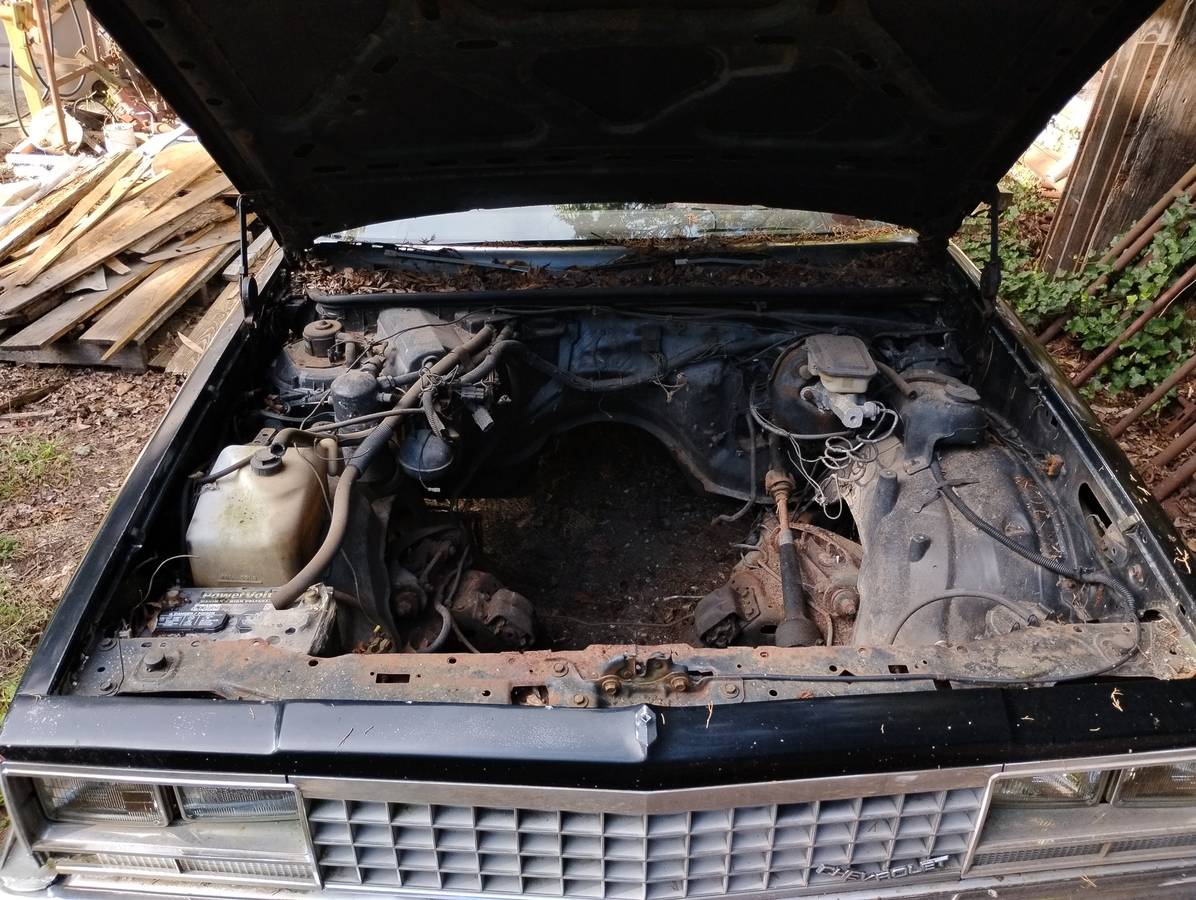 Chevrolet-el-camino-1984-black-2