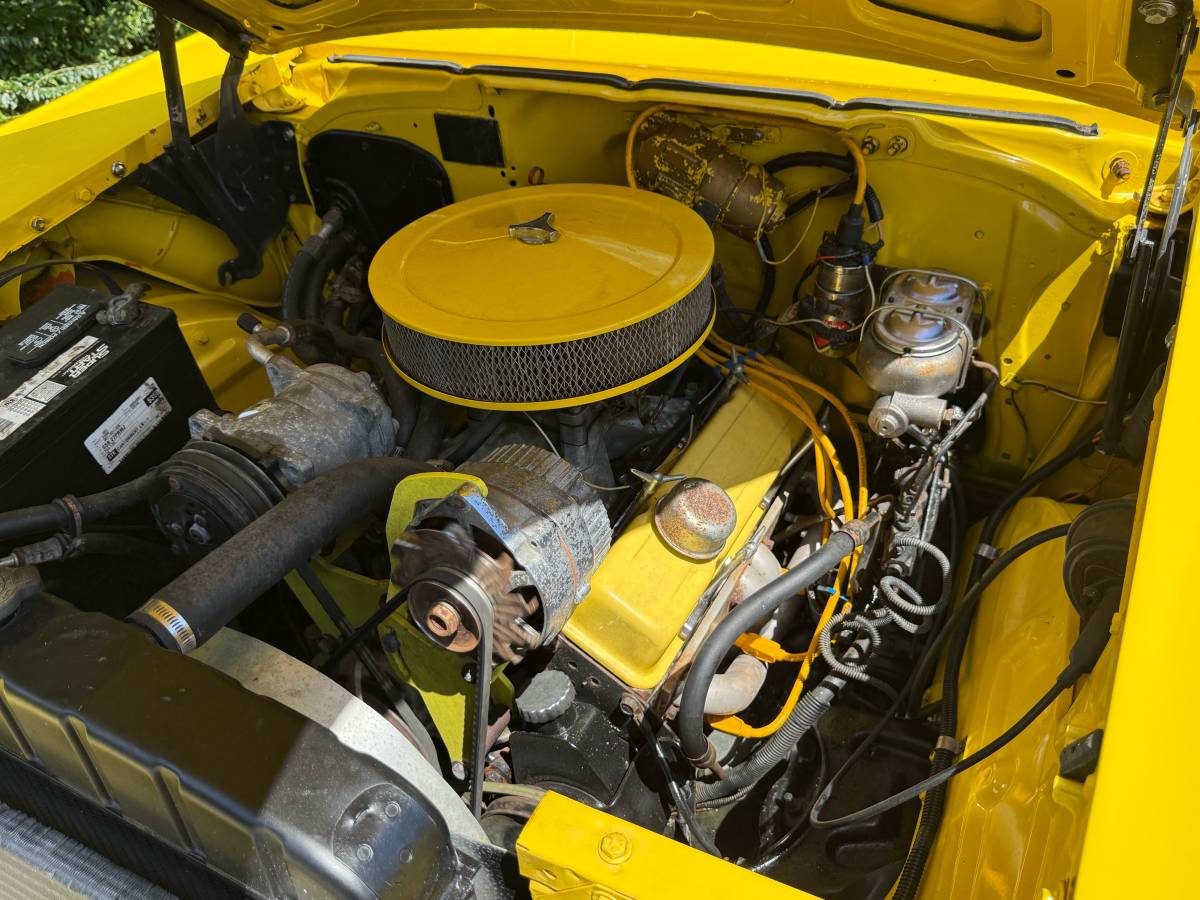 Chevrolet-express-1957-yellow-7