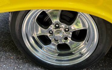 Chevrolet-express-1957-yellow-9