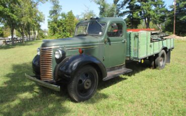 Chevrolet-farm-truck-1939-white