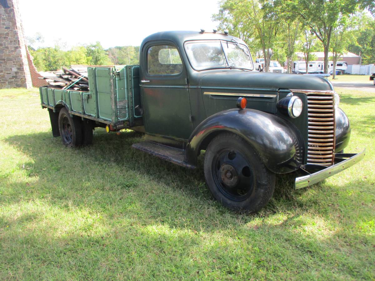 Chevrolet-farm-truck-1939-white-4
