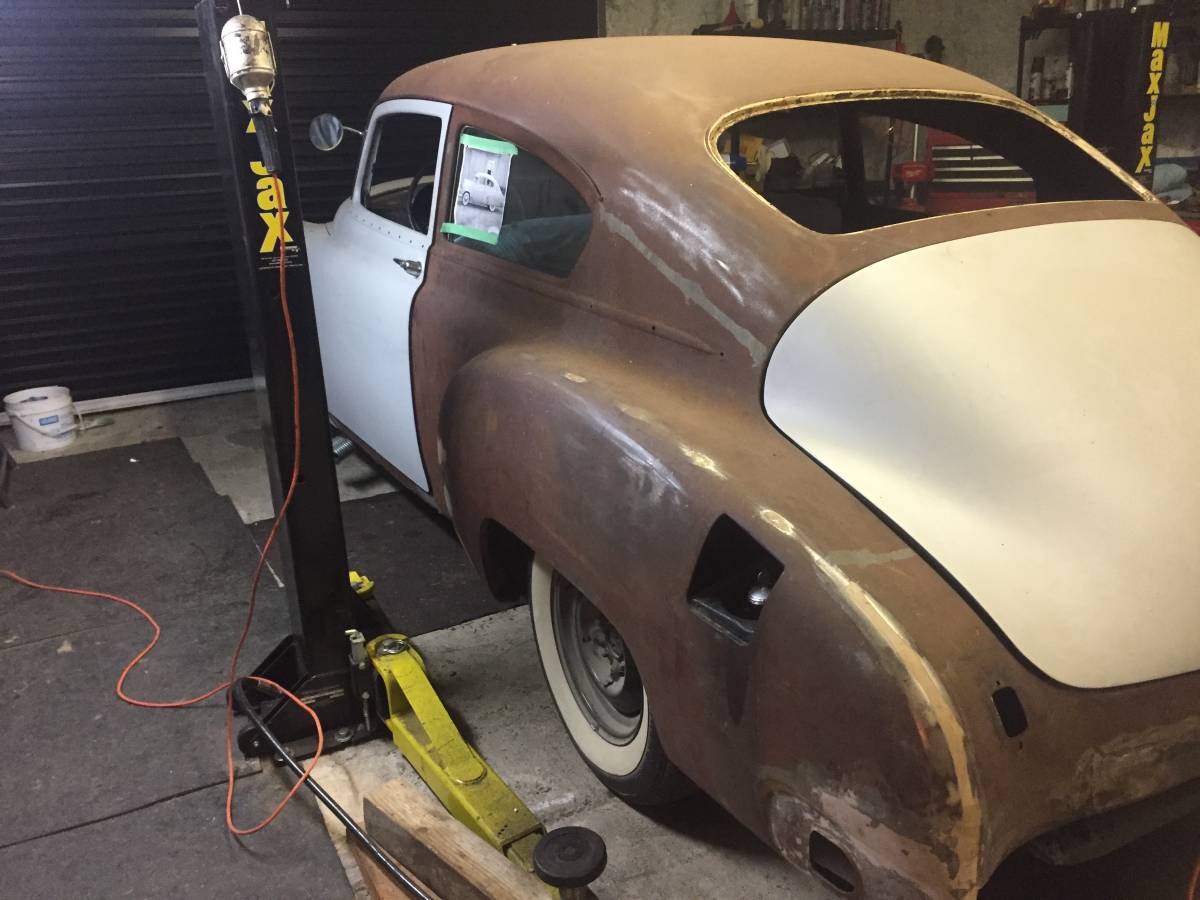 Chevrolet-fleetline-1950-custom-9