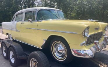 Chevrolet-four-door-1955-yellow-3