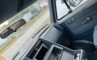 Chevrolet-g-series-1-ton-nominal-1993-white-4