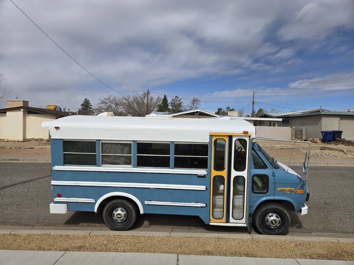 Chevrolet-g-series-1-ton-nominal-1995-blue-16
