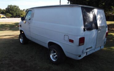 Chevrolet-g-series-12-ton-van-1986-grey-2