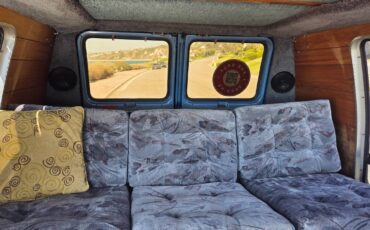 Chevrolet-g-series-34-ton-diesel-1983-blue-19