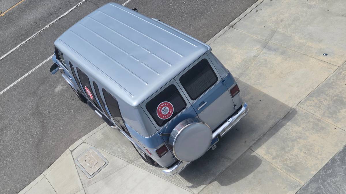 Chevrolet-g-series-34-ton-diesel-1983-blue-22