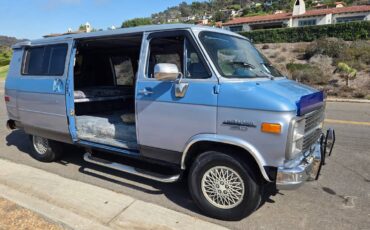 Chevrolet-g-series-34-ton-diesel-1983-blue-3