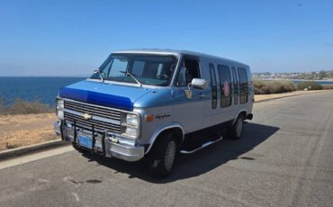 Chevrolet-g-series-34-ton-diesel-1983-blue-5
