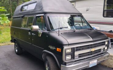 Chevrolet-g-series-34-ton-nominal-1986-black-2
