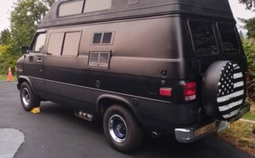 Chevrolet-g-series-34-ton-nominal-1986-black
