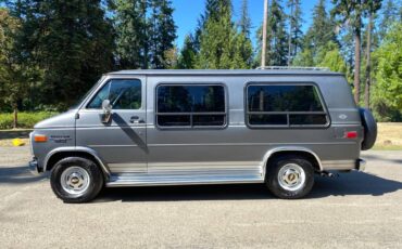 Chevrolet-g-series-34-ton-nominal-1987-silver-7