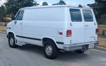 Chevrolet-g-series-34-ton-nominal-1994-white-5