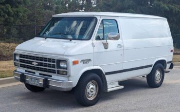 Chevrolet-g-series-34-ton-nominal-1994-white-7