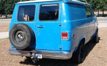 Chevrolet-g10-1981-2