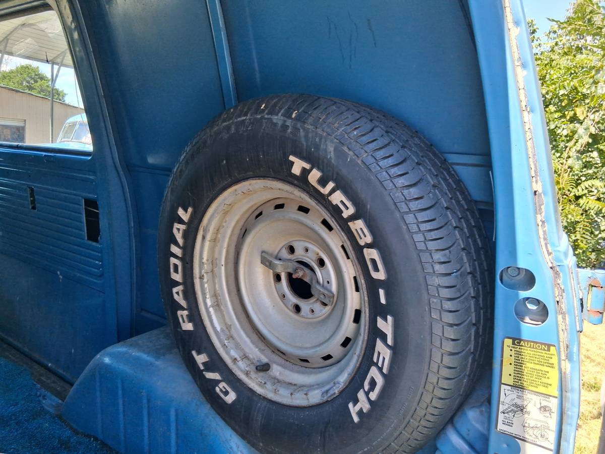 Chevrolet-g10-1982-blue-1