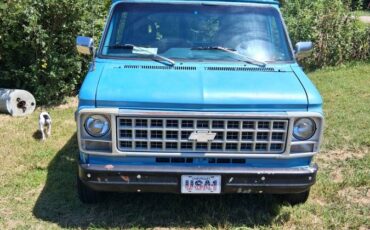 Chevrolet-g10-1982-blue