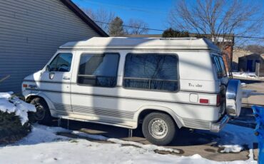 Chevrolet-g20-1992