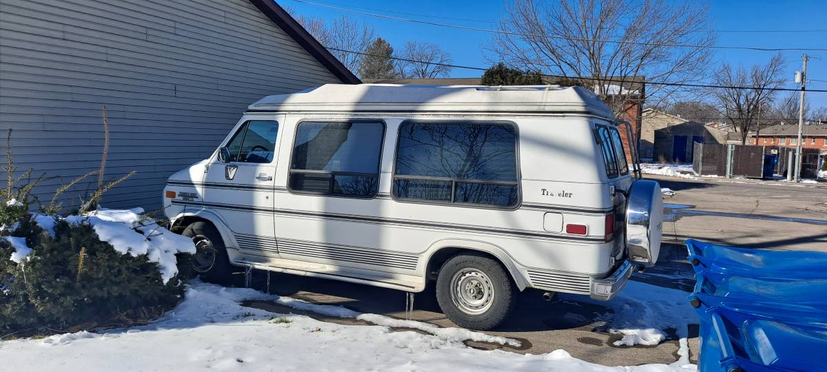 Chevrolet-g20-1992