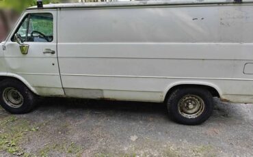 Chevrolet-g20-van-1989-white-2
