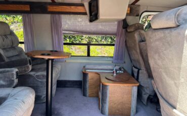 Chevrolet-g20-van-1991-grey-13