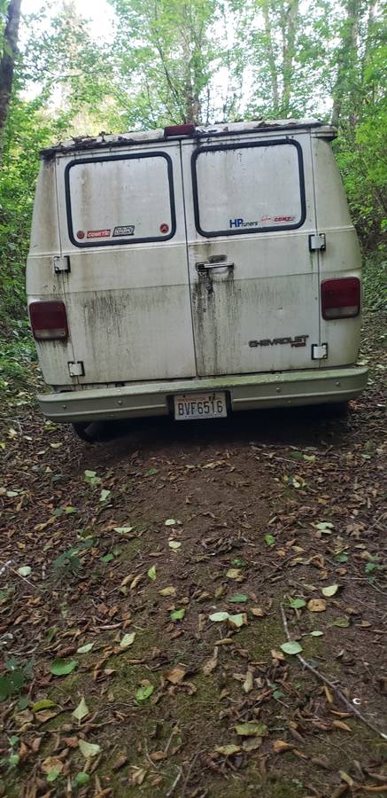 Chevrolet-g20-van-1995-white-3
