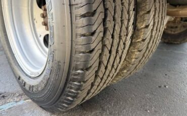Chevrolet-g30-van-reading-service-body-1995-18