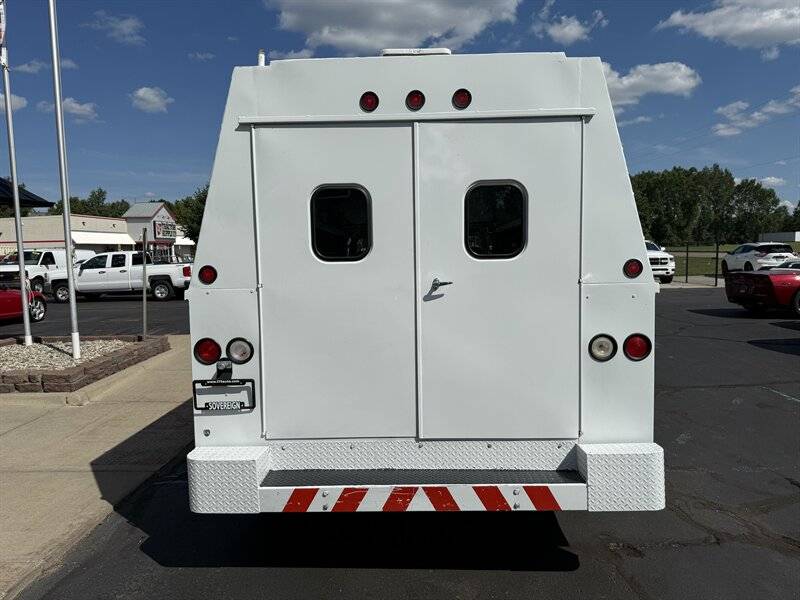 Chevrolet-g30-van-reading-service-body-1995-4