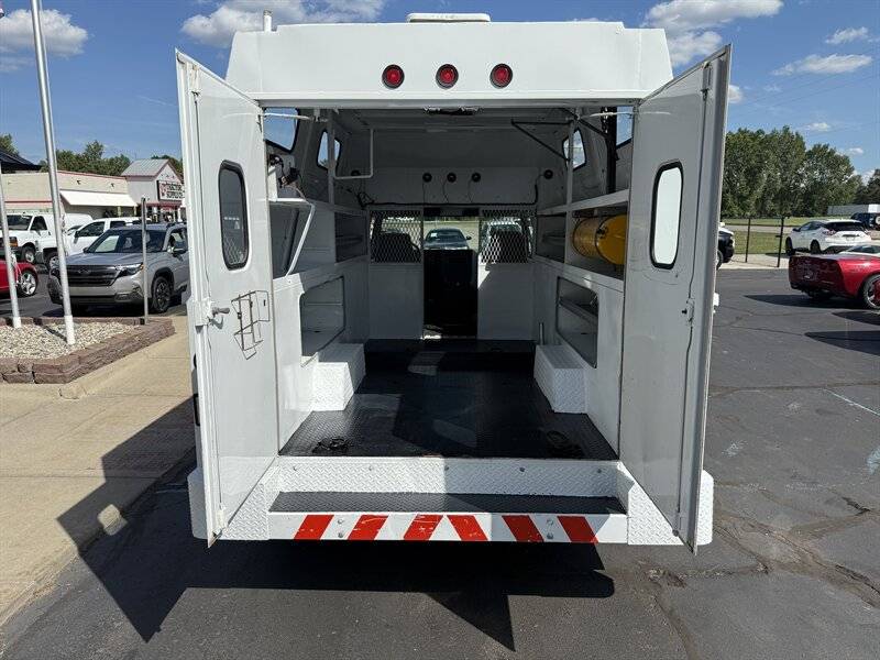 Chevrolet-g30-van-reading-service-body-1995-5