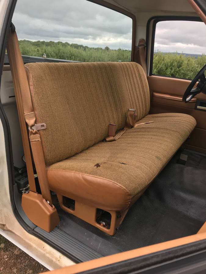 Chevrolet-gmt-400-12-8-bed-1-owner-50k-1990-white-21